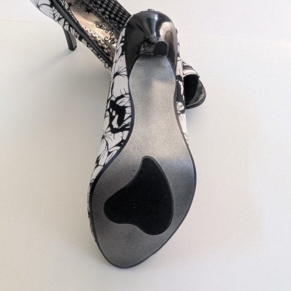 Naughty Monkey Nature Calls Peep Toe Heels, size 8, black & white - Picture 6 of 7
